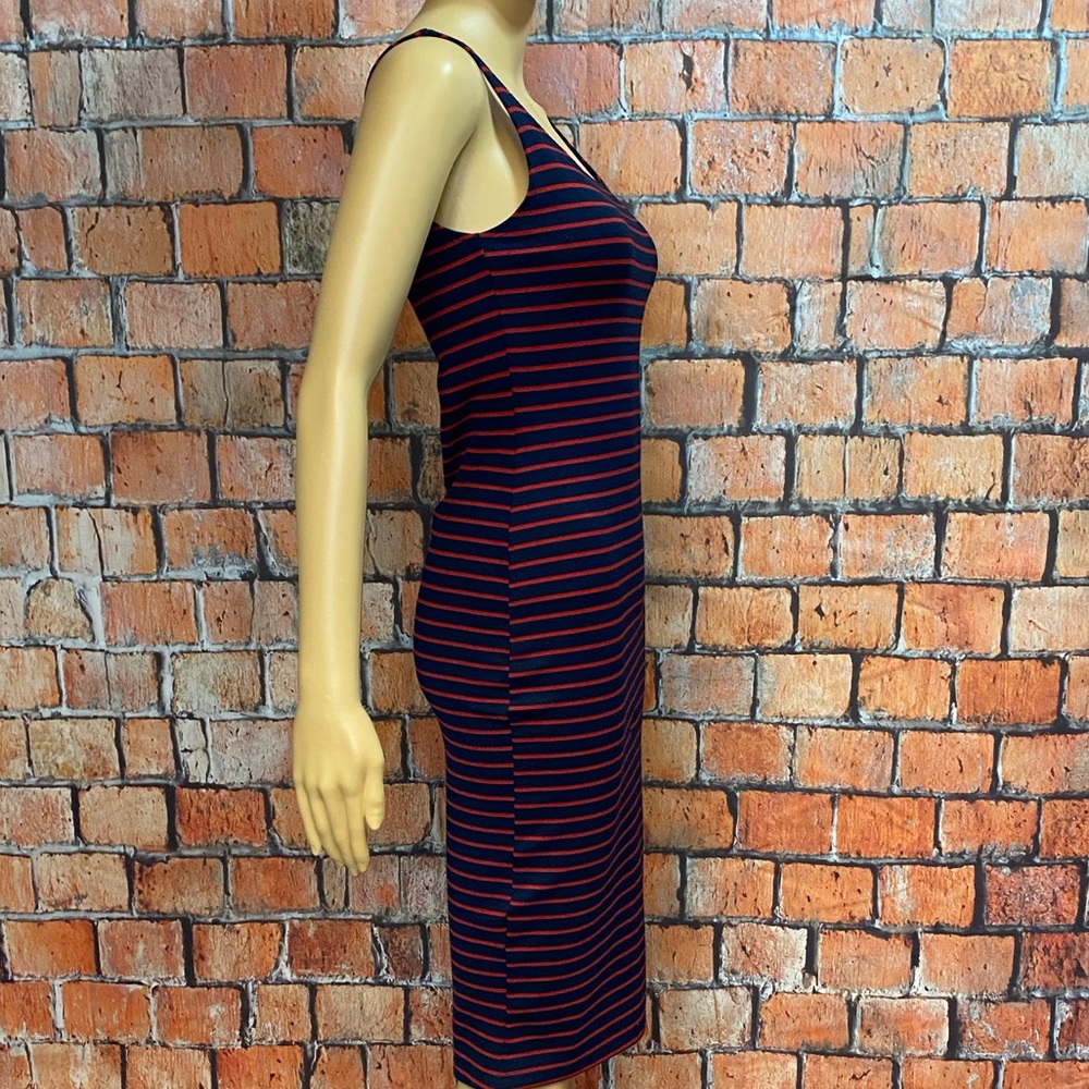 Popular Basics Striped Bodycon Dress - Picture 7 of 9